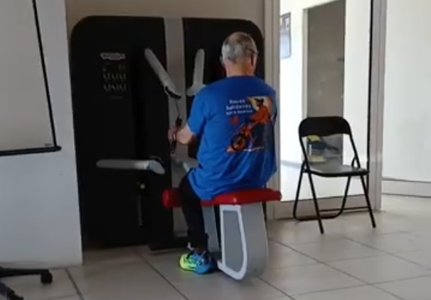 Lire la suite à propos de l’article Kiné pour redonner de l&rsquo;équilibre à Denis et faire du muscle pour nous deux 💪